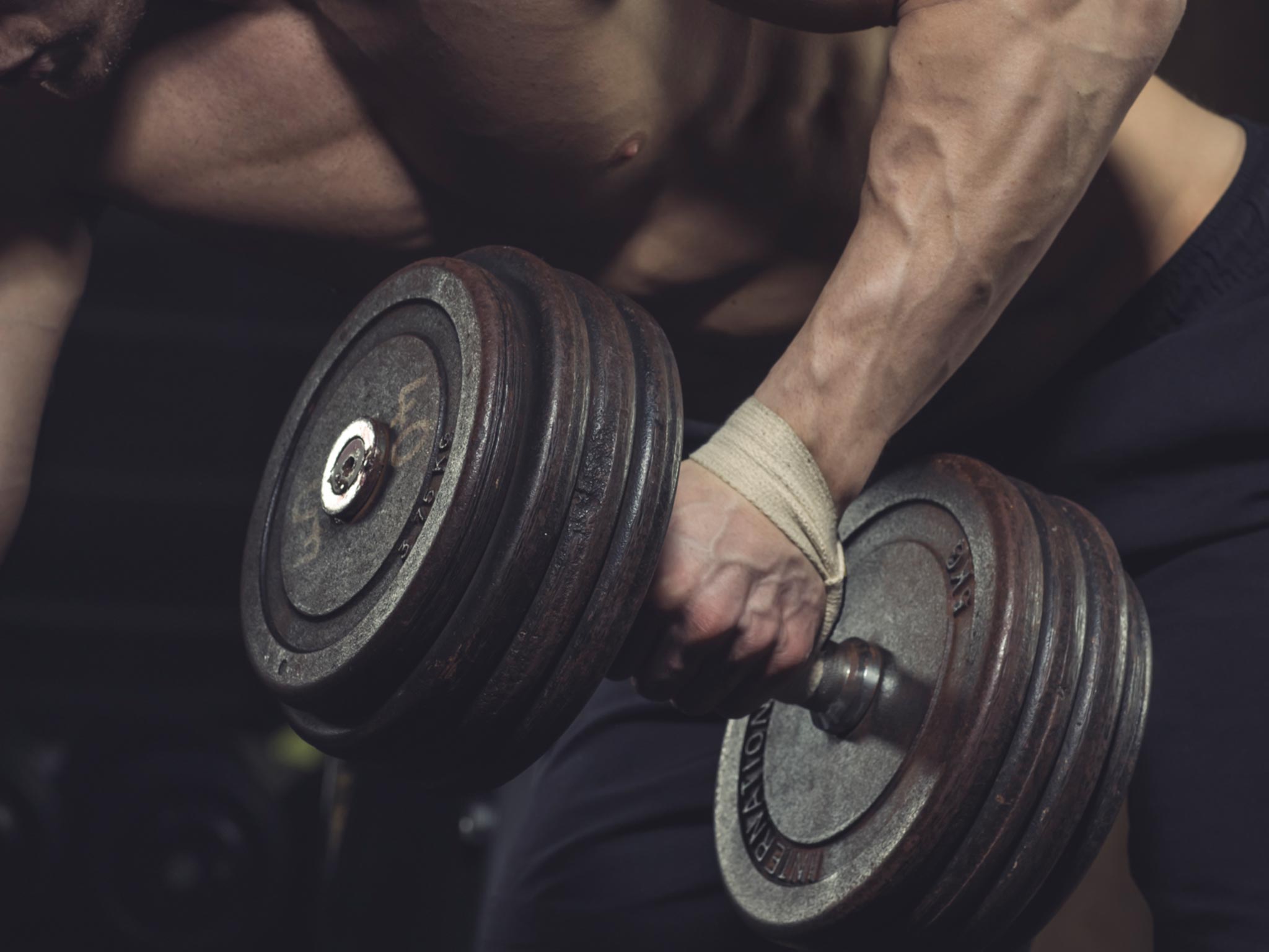 How To Build Muscle Fast (The Right Way To Build Muscle)